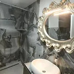 Tara - Center شقة *