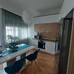 Tara - Center شقة *