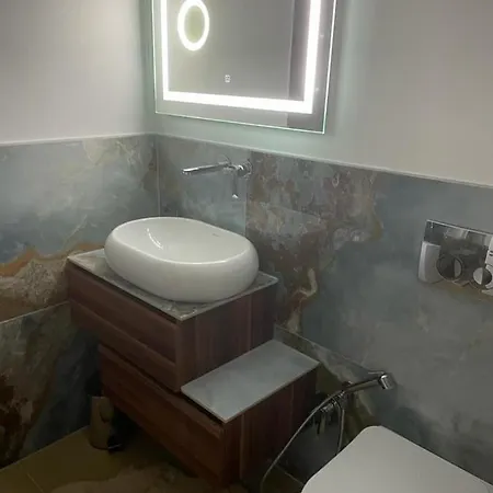 Tara - Center 公寓