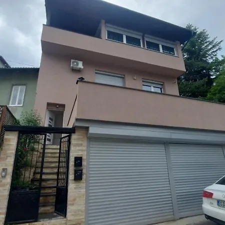 公寓 Tara - Center *