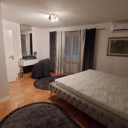 公寓 Tara - Center *