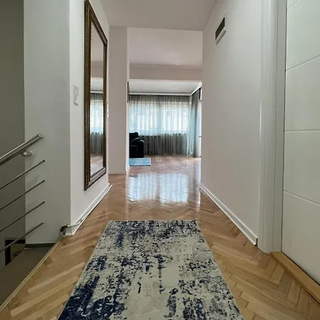 Tara - Center 塞拉耶佛