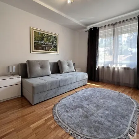 Tara - Center 公寓