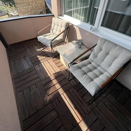 Tara - Center * 塞拉耶佛