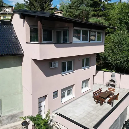 Tara - Center 塞拉耶佛