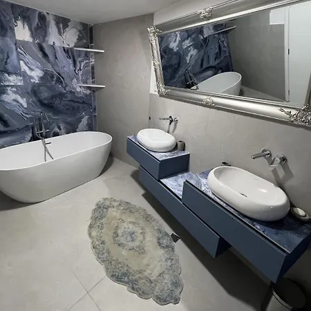 Tara - Center 公寓 *